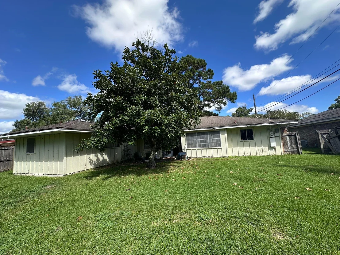 Photo of 6285 Daisy Drive