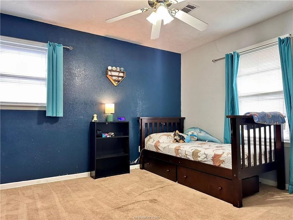 Photo of 2501 Wayside Drive