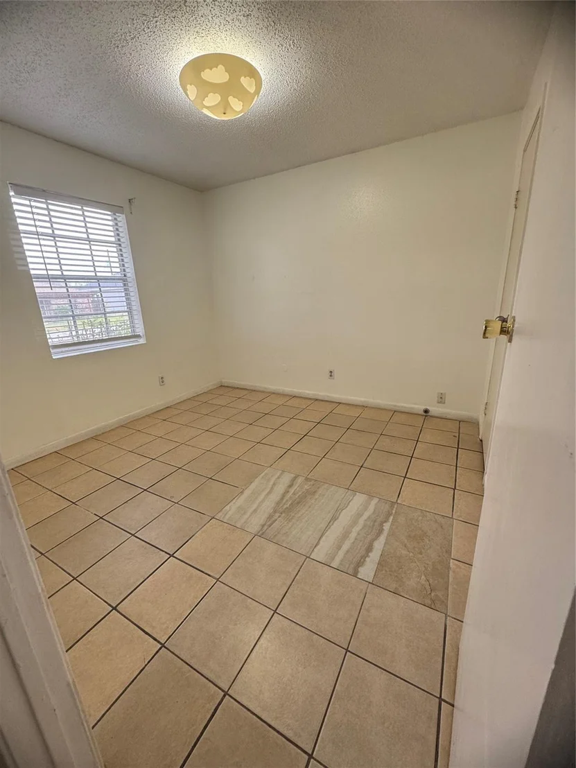 Photo of 8842 Barton Street