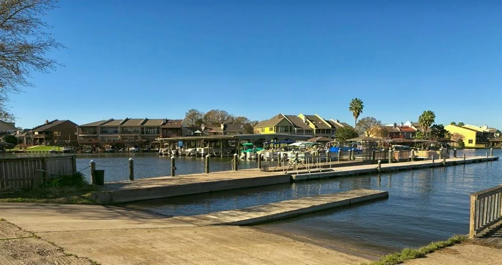 Photo of 106 Cove Point