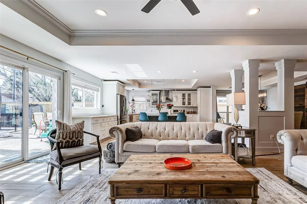 Photo of 5939 Benning Drive