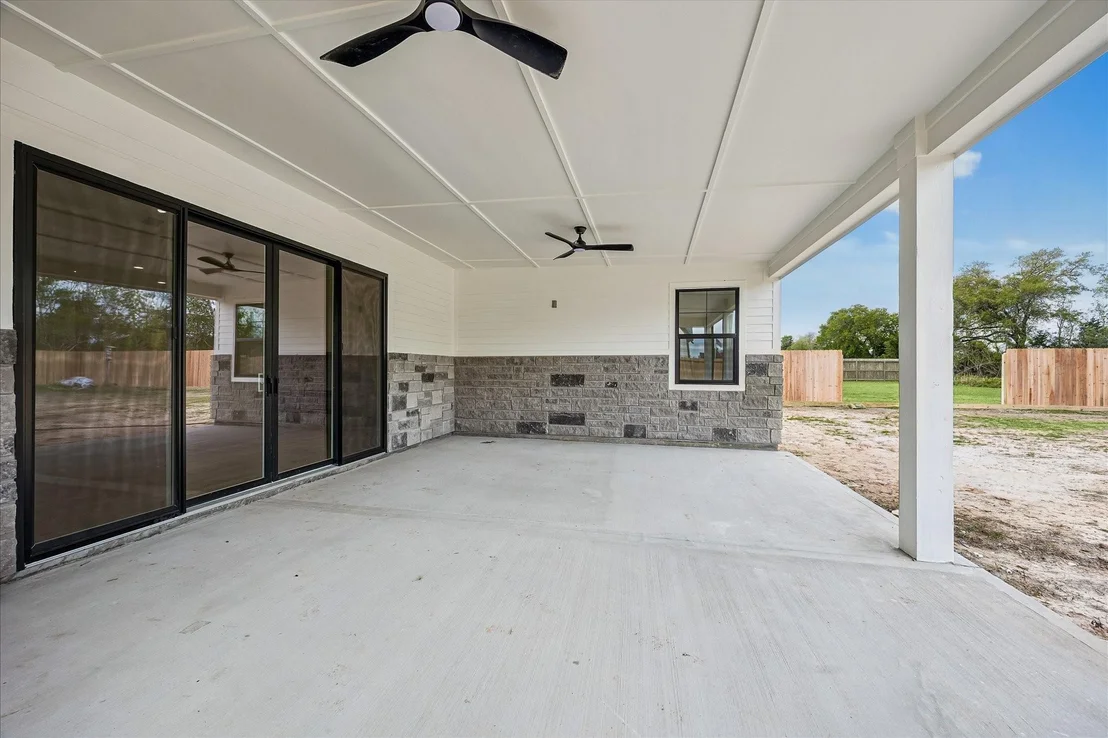 Photo of 3134 W Tower