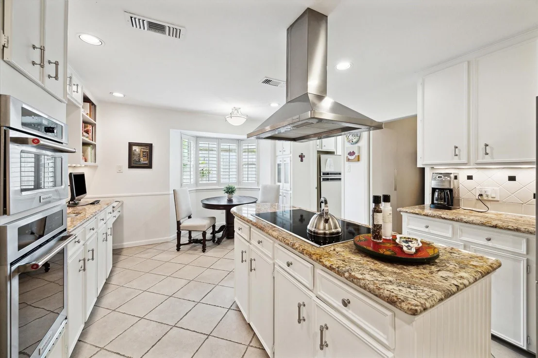 Photo of 10111 Del Monte Drive