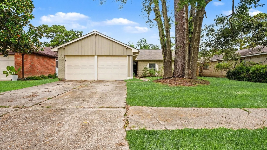 Photo of 23226 Low Ridge Road