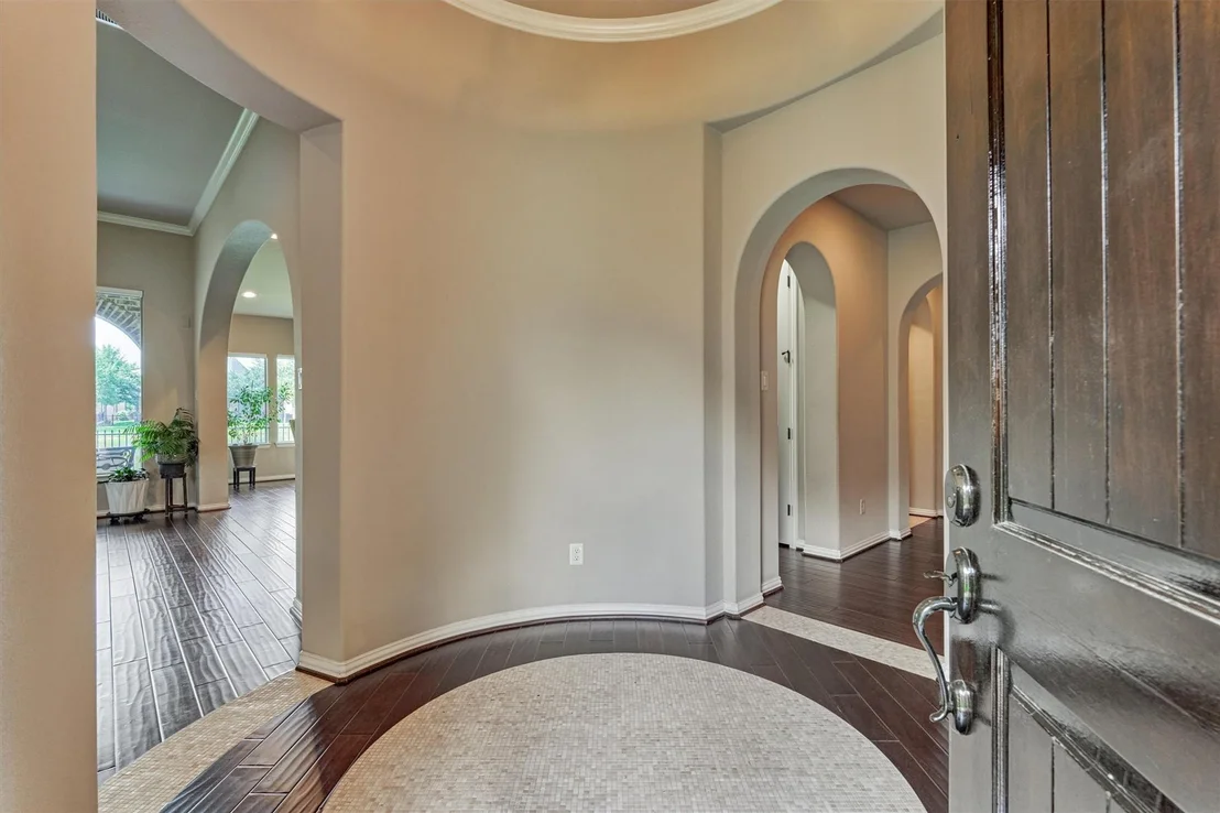 Photo of 82 E Crystal Canyon Circle