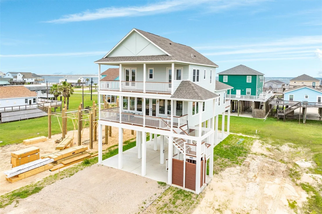 Photo of 13010 Buccaneer Parkway