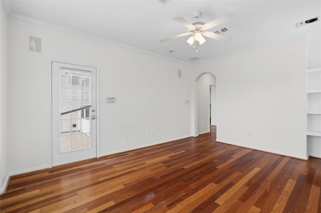 Photo of 22603 Bucktrout Lane