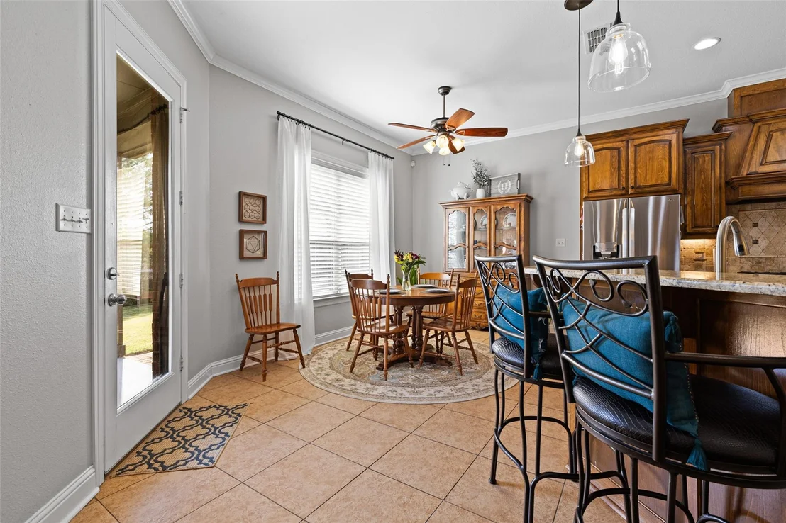 Photo of 155 Oakland