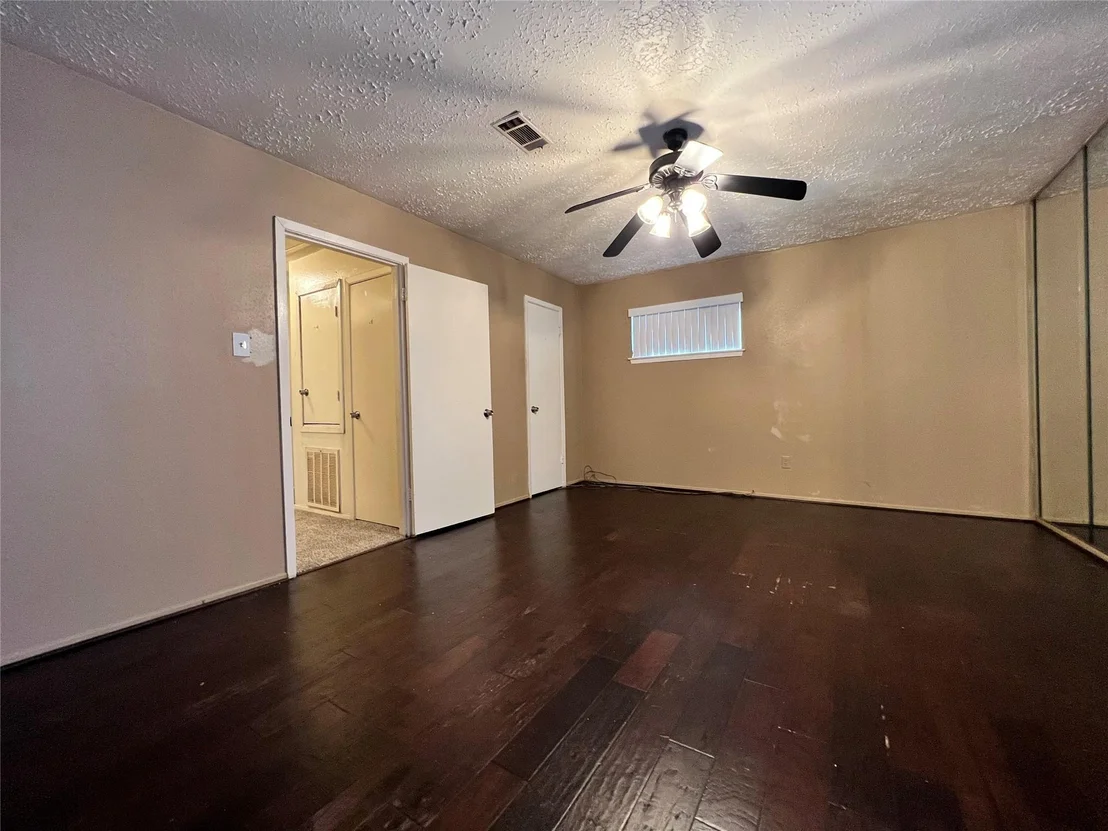 Photo of 2075 Delphi Lane
