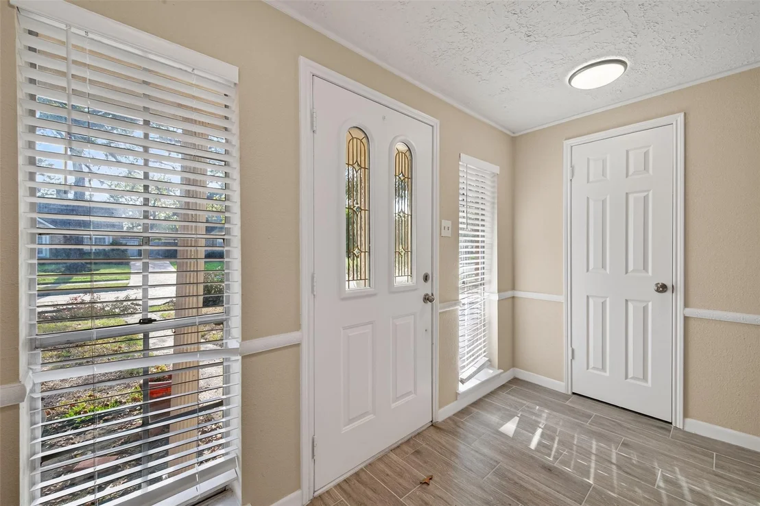 Photo of 6038 Greenmont Drive