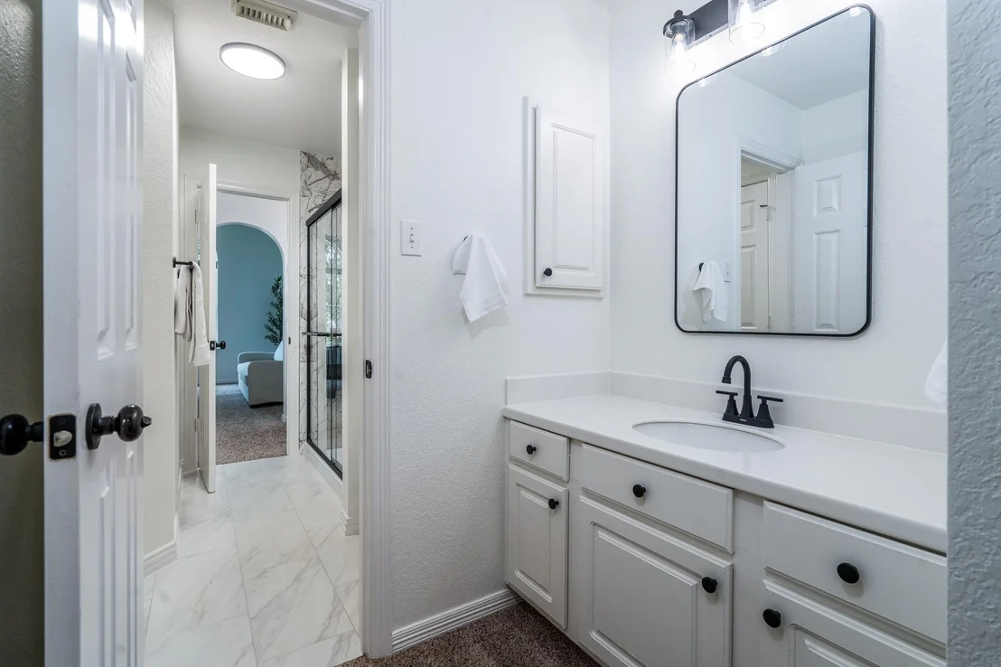 Photo of 15903 Lake Loop Drive
