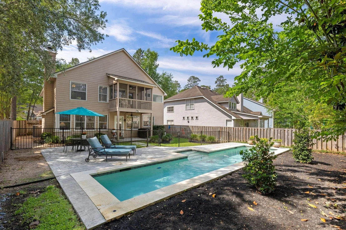 Photo of 50 W New Avery Place