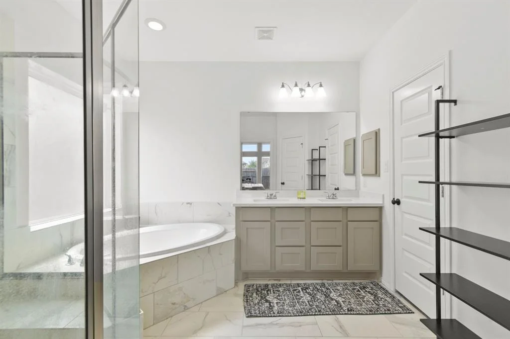 Photo of 23014 Blackstone Park Road
