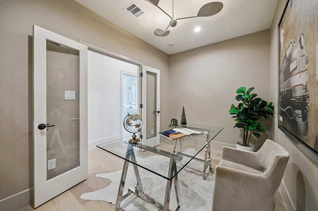 Photo of 10422 Timberoak Drive