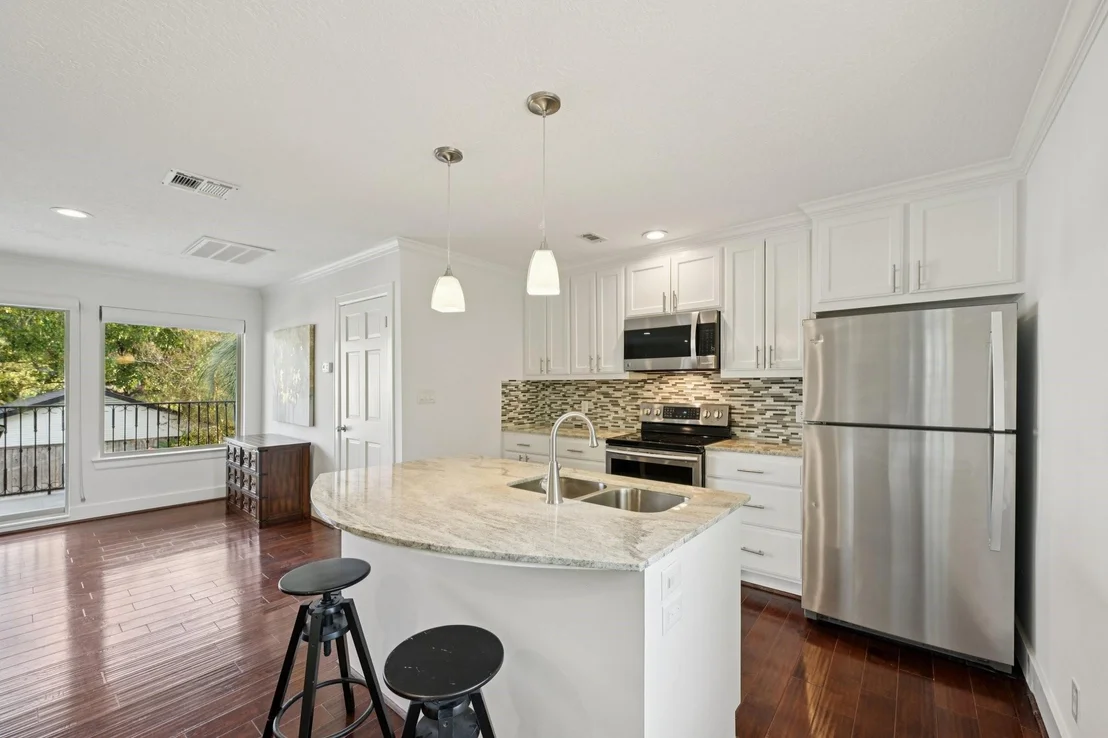 Photo of 1302 Riverview Circle