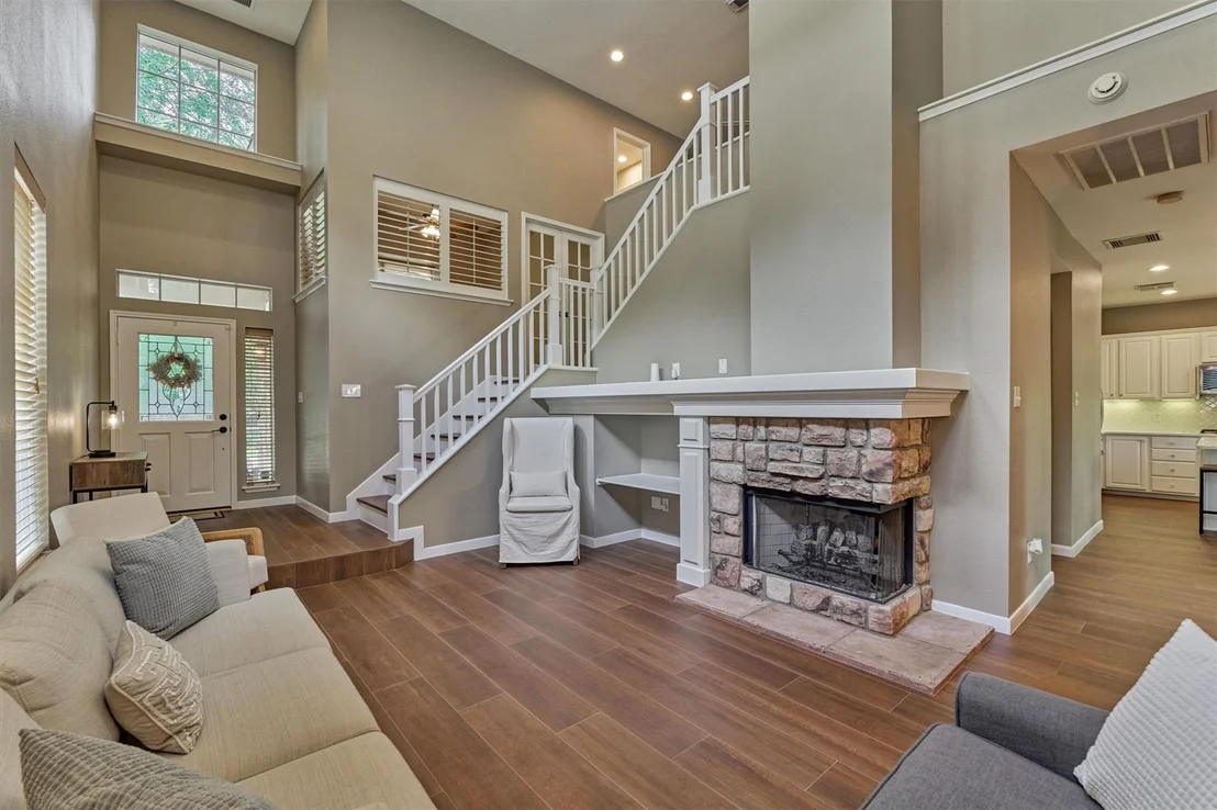 Photo of 93 N Apple Springs Circle