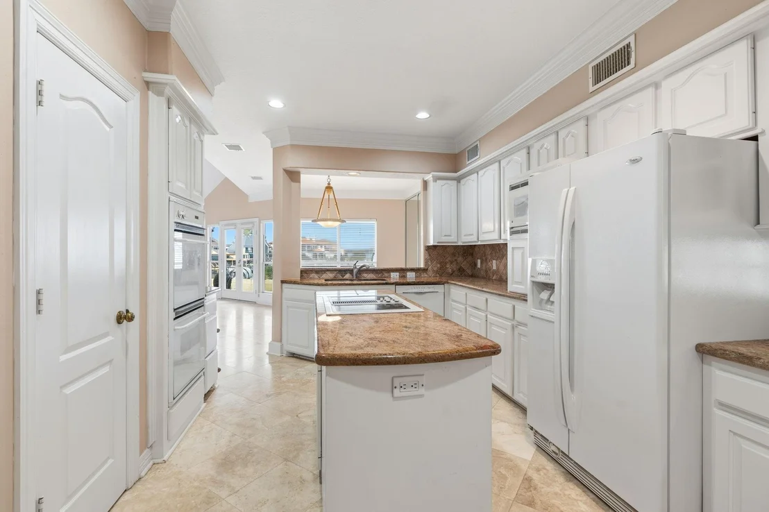 Photo of 106 Cove Point