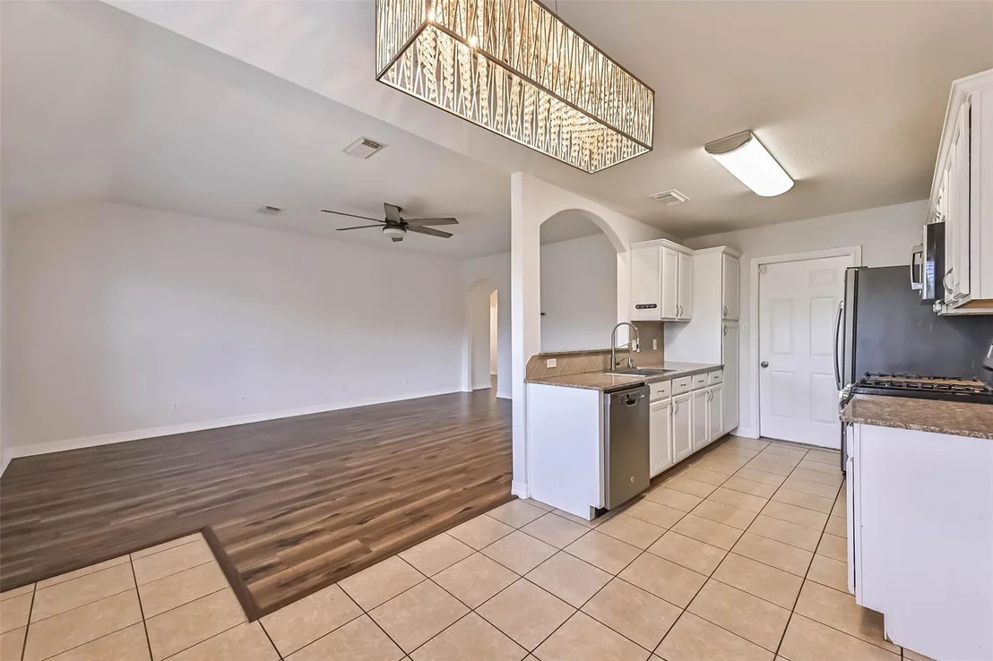 Photo of 911 Ruth Circle