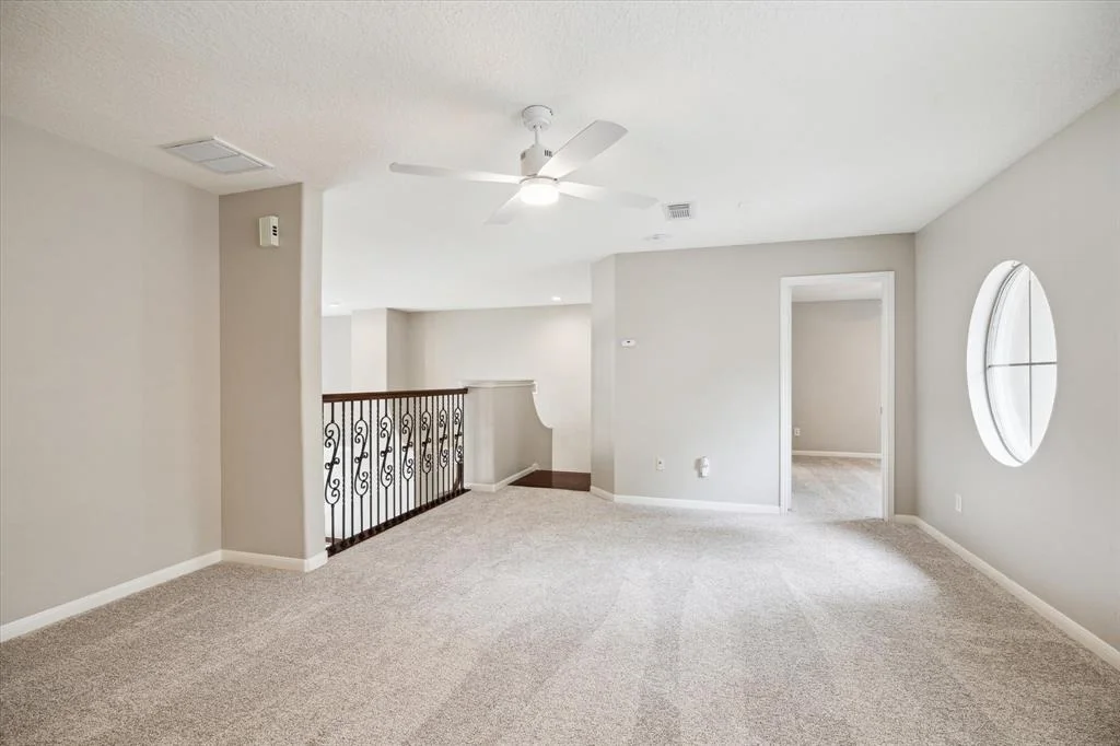 Photo of 74 E Beckonvale Circle