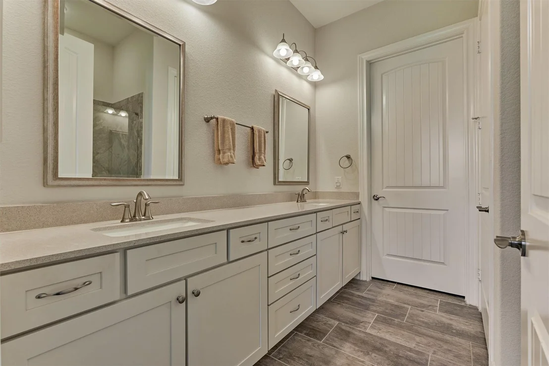 Photo of 132 Chestnut Bay