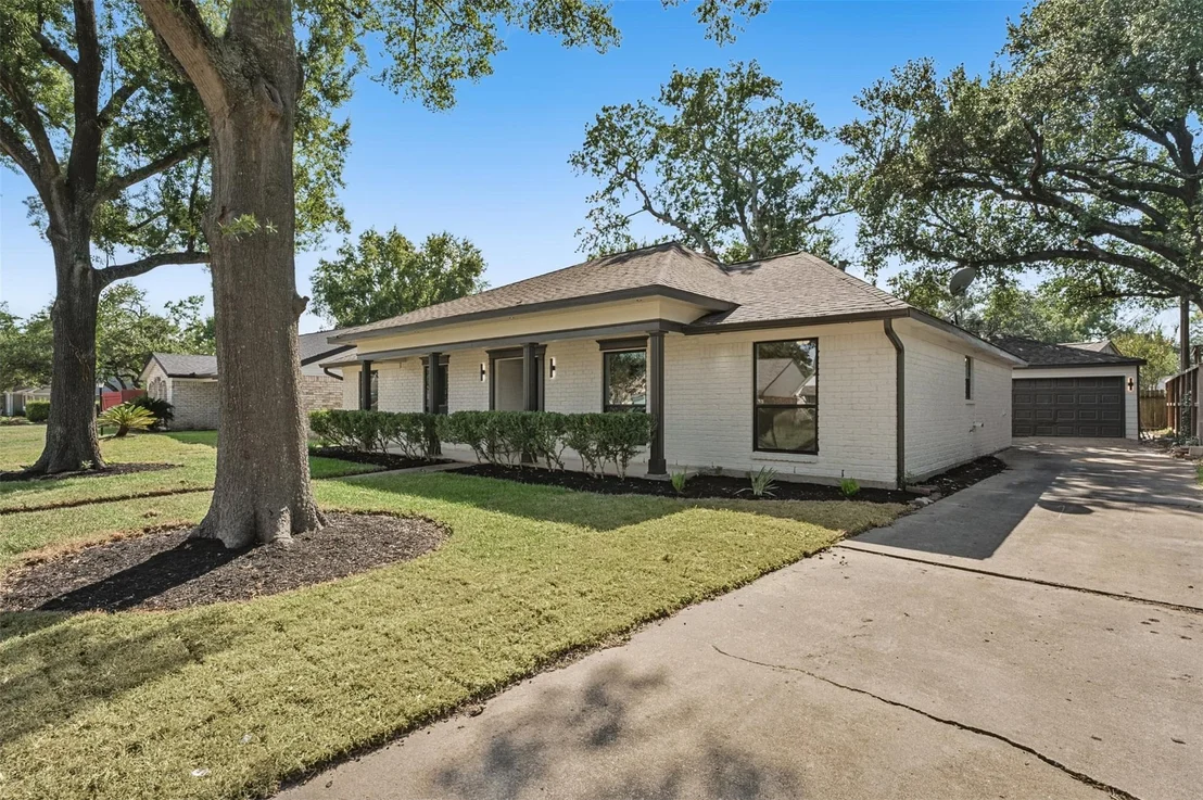 Photo of 2807 Shadowdale Drive