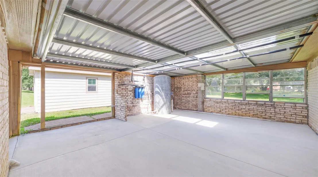 Photo of 3304 Bruce Hall Road