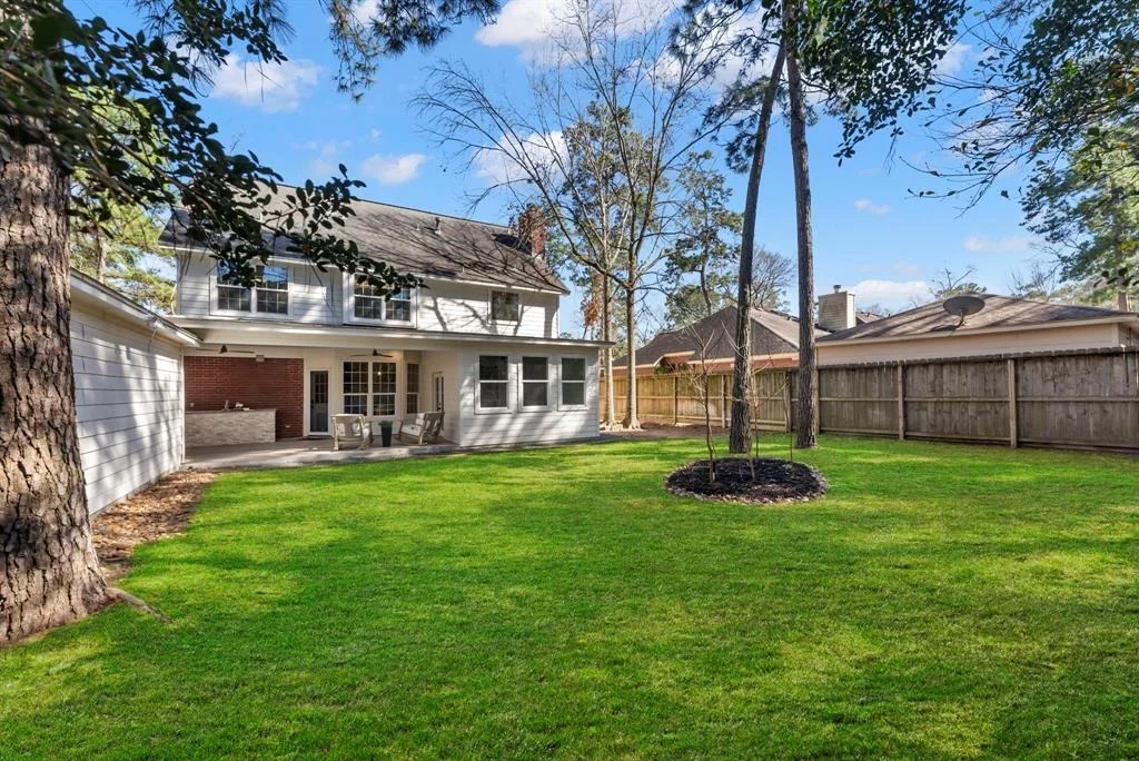 Photo of 120 W Bonneymead Circle
