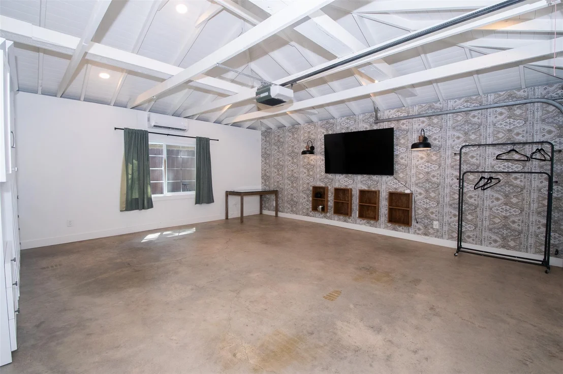 Photo of 5739 Valkeith Drive