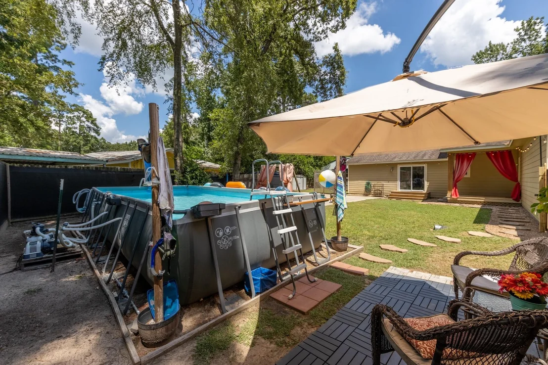 Photo of 10048 Crescent Drive