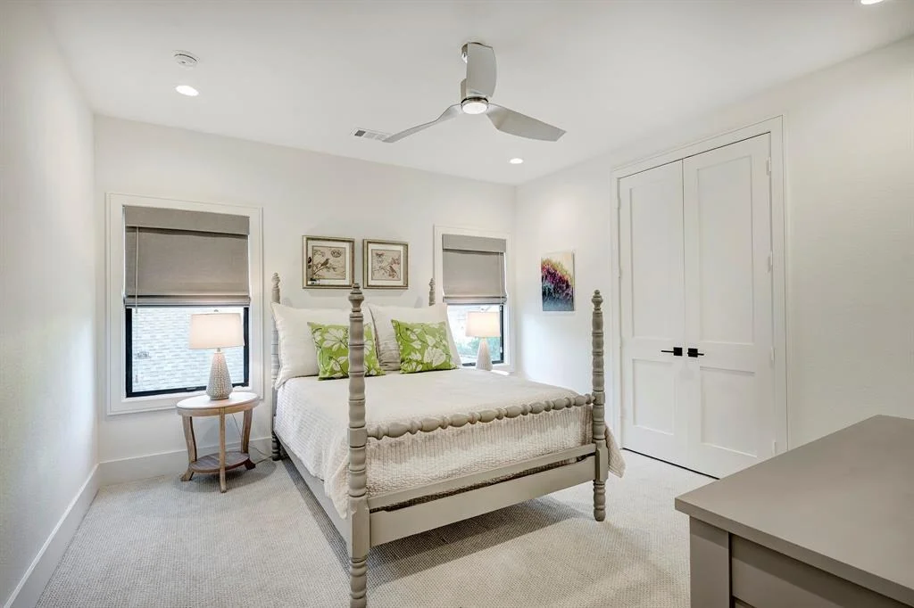 Photo of 1229 Kinley Lane