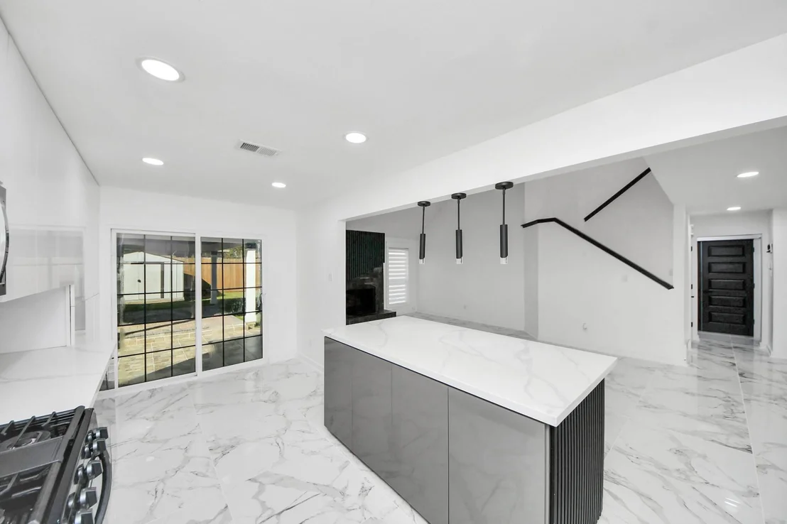 Photo of 2715 Rolling Glen Drive