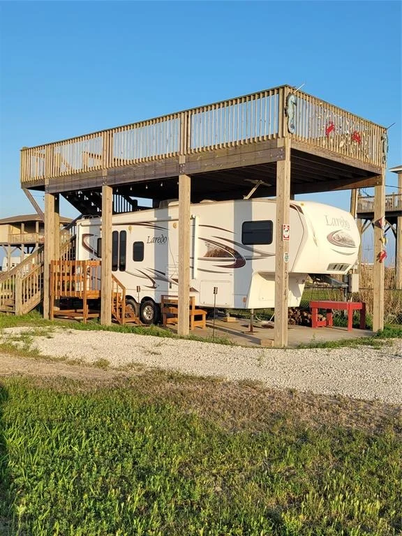 Photo of 1214 Van Sant