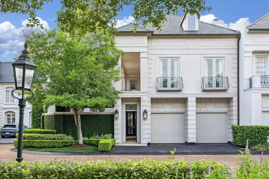 Photo of 20 Eaton Square
