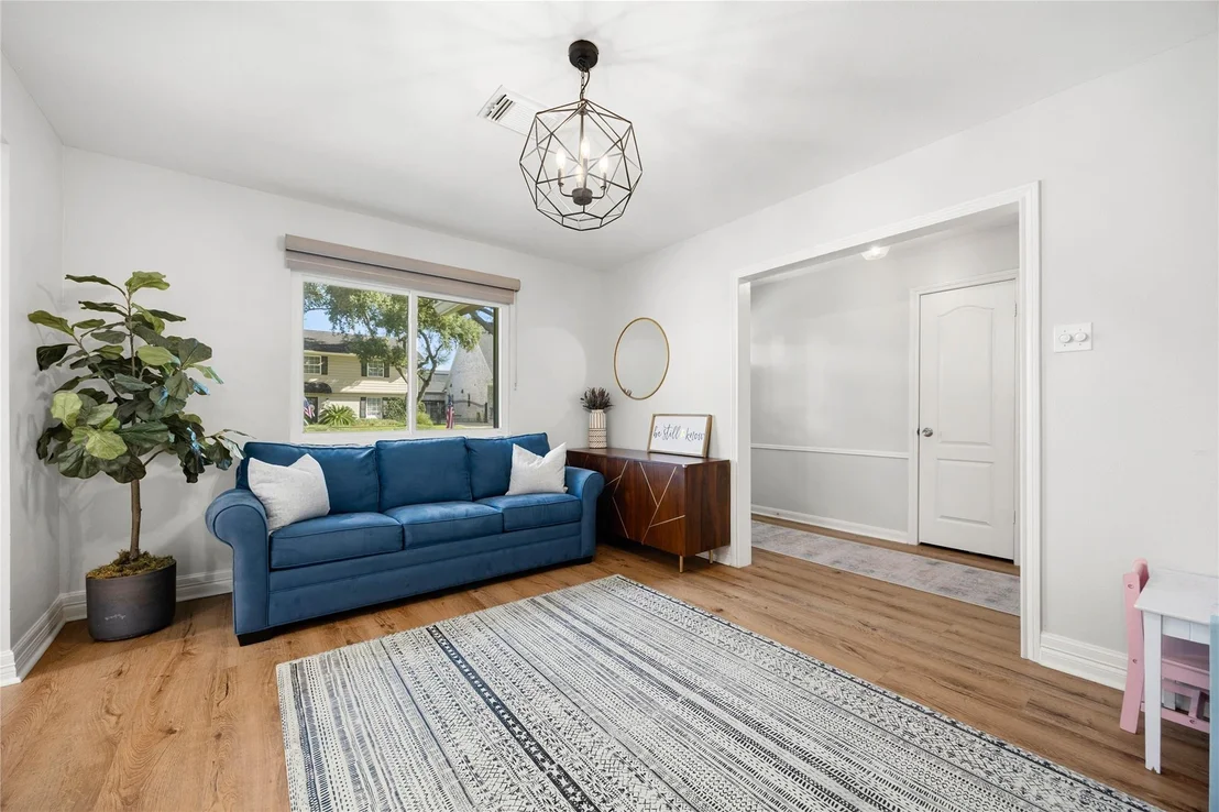 Photo of 14511 Chadbourne Drive