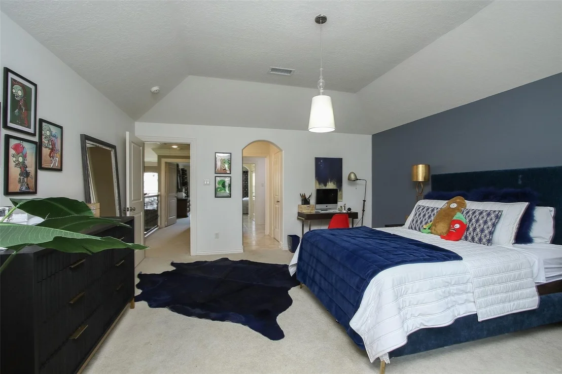Photo of 15711 Lake Iris Drive