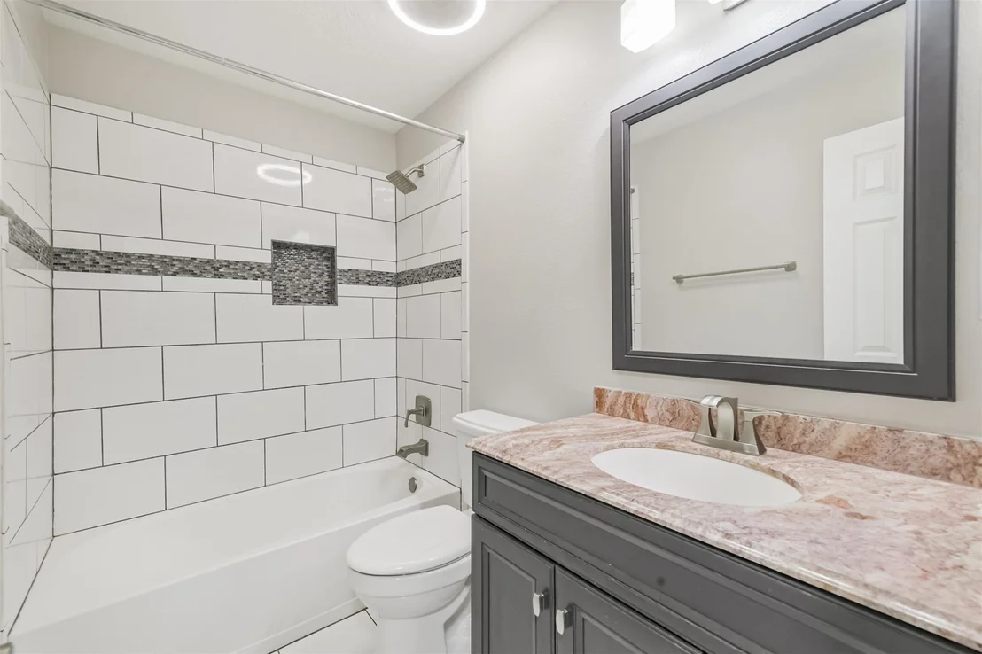 Photo of 11806 Piney Way Lane