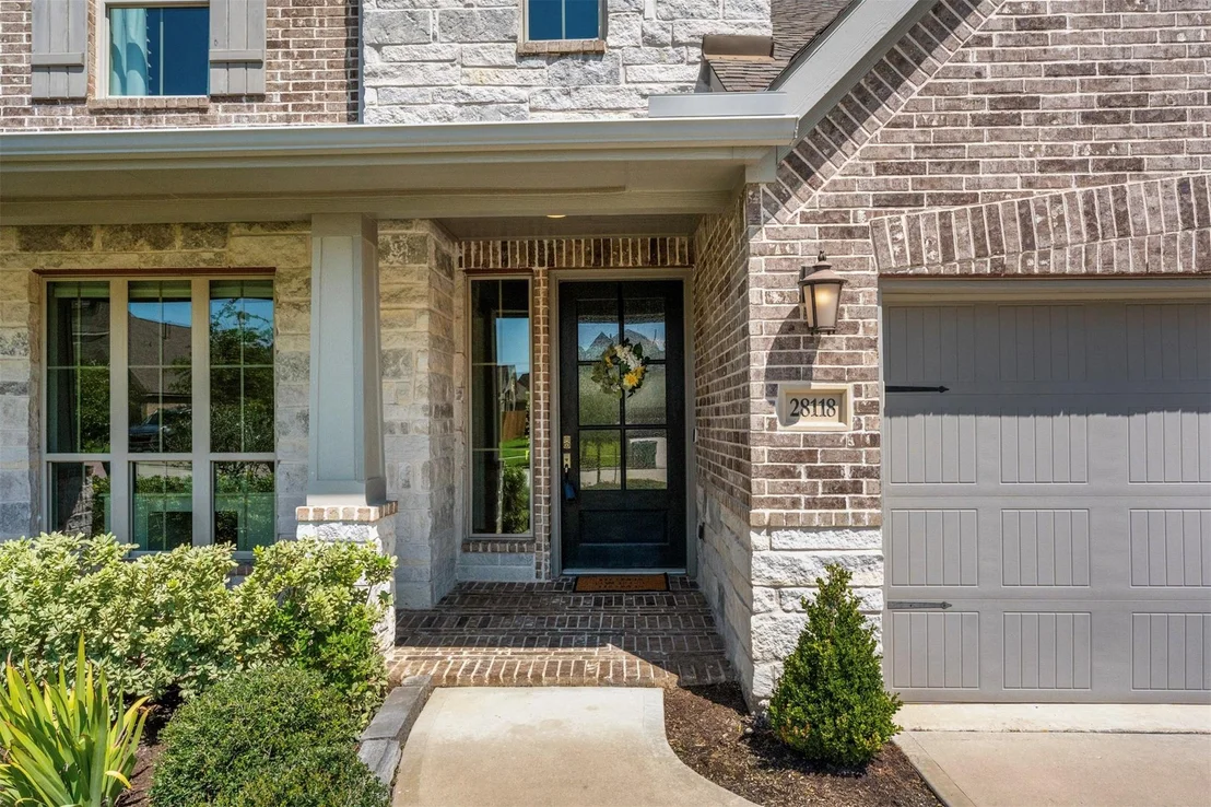 Photo of 28118 Knight Peak Drive