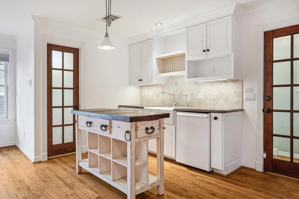 Photo of 2707 Barbara Lane