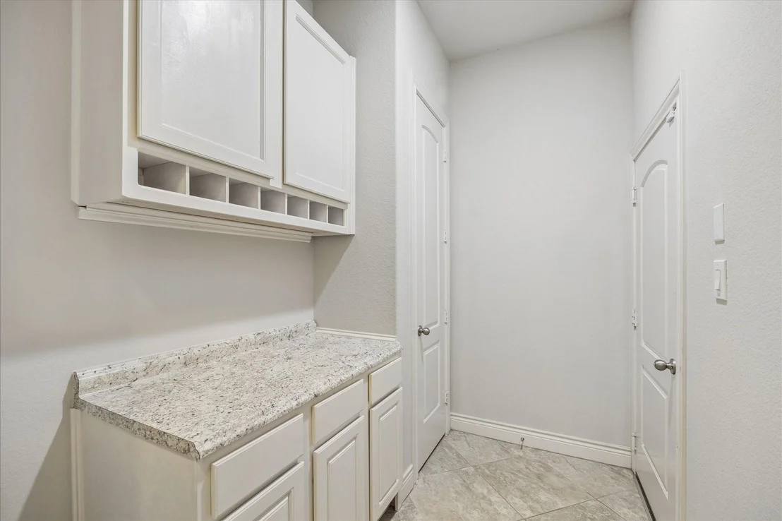 Photo of 4035 Steep Woods Drive