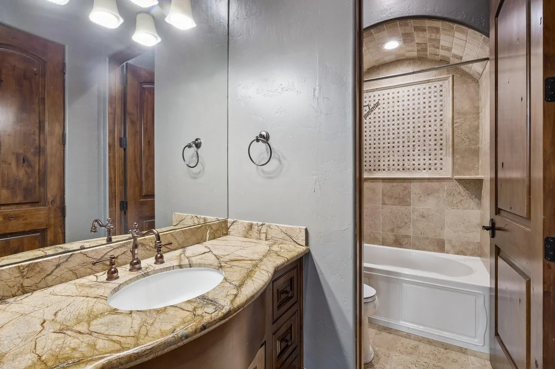 Photo of 6 N Fazio Way