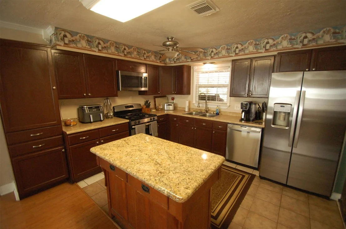 Photo of 2035 Old Dixie Drive