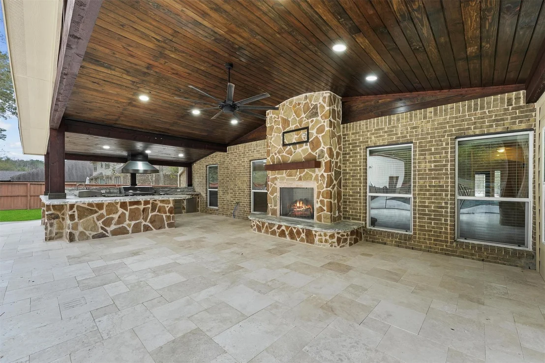 Photo of 610 Carriage View Lane