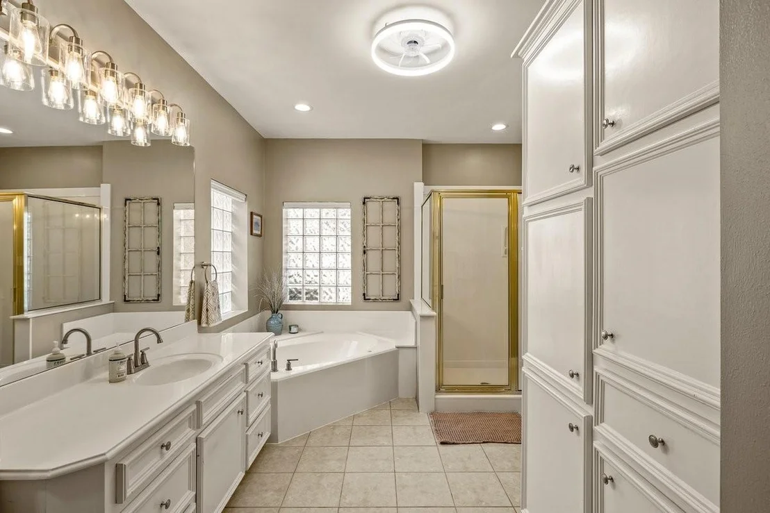 Photo of 4 Crestwood Circle