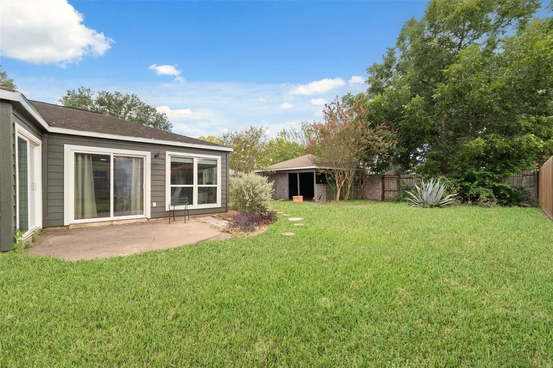 Photo of 10819 Berry Tree Drive