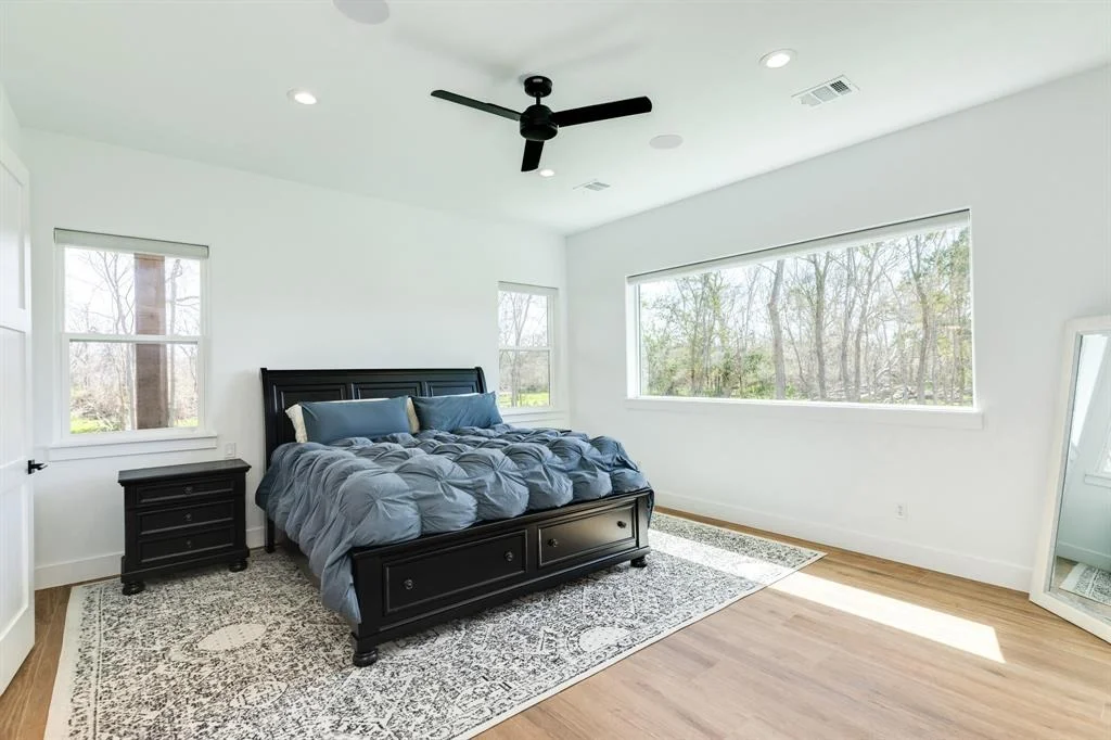 Photo of 7827 County Road 400