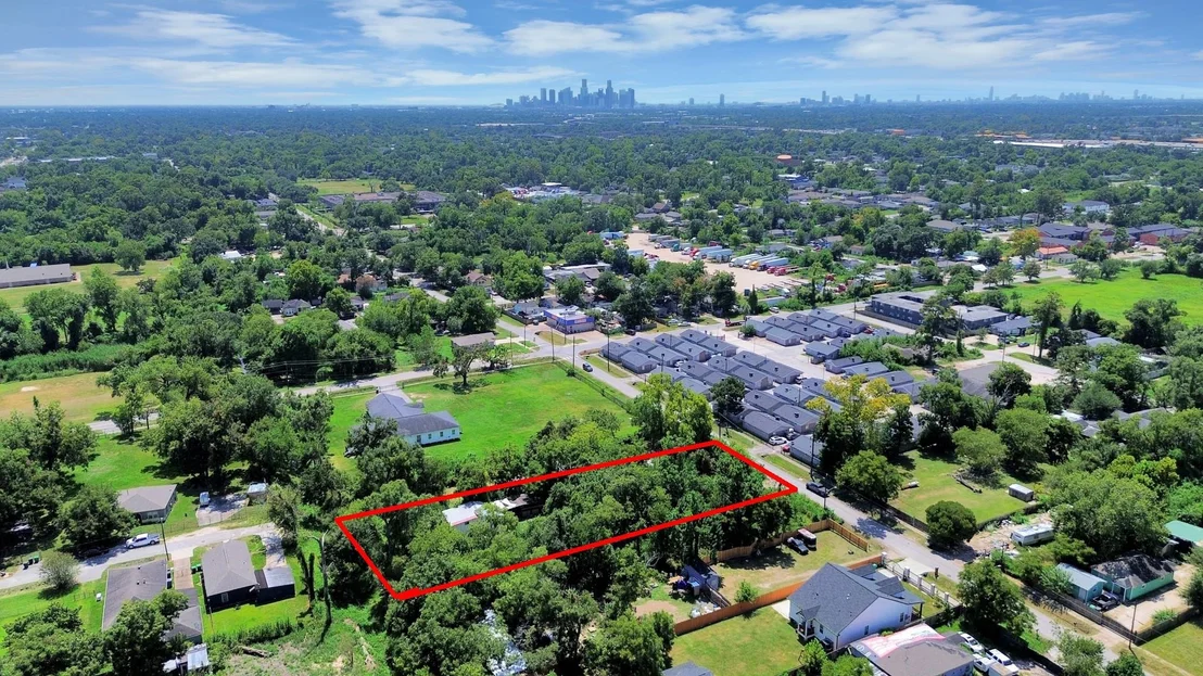 Photo of 8124 Lavender Street