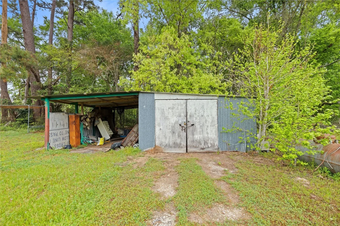 Photo of 370 Lakeside Circle