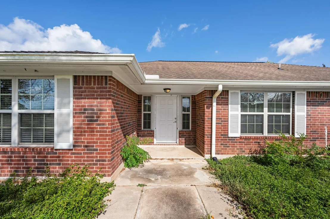 Photo of 7442 County Road 42