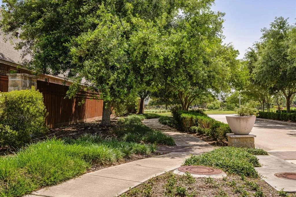 Photo of 9735 Faulkner Trail