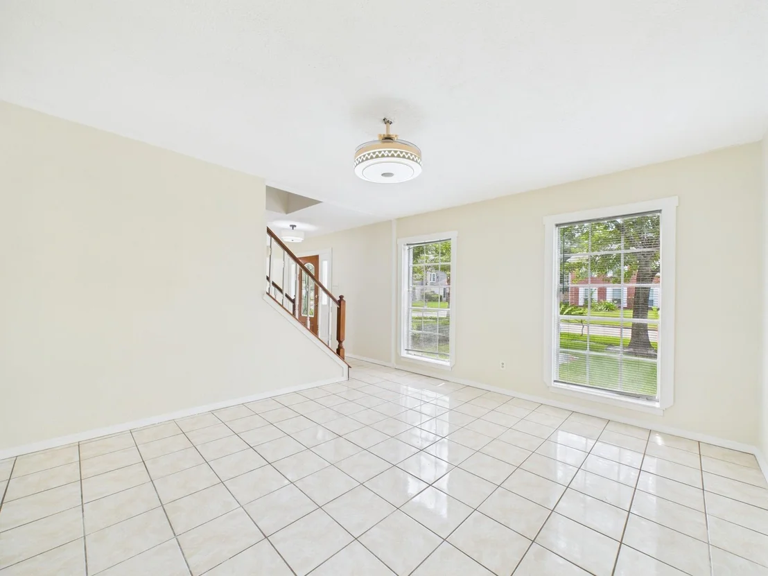 Photo of 459 Woodrail Drive
